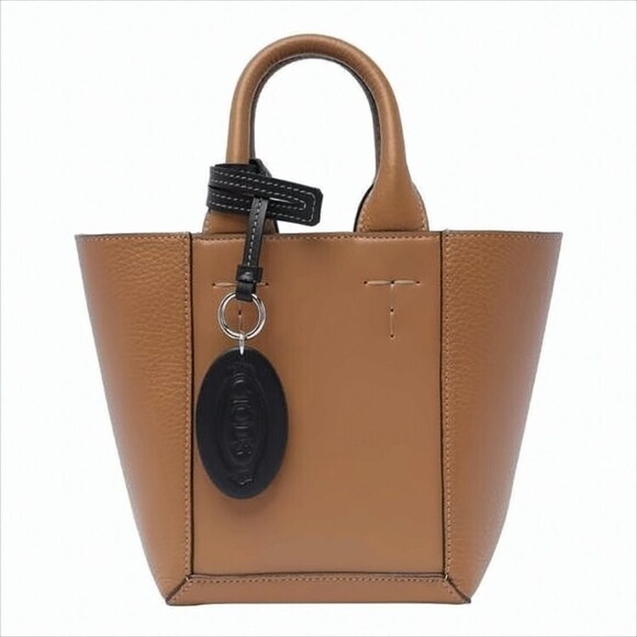 Tod's Handbags - Tods Textured Leather Tote Bag With Detachable Strap - NWT